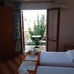 B&B Pensionmargaritakotroniskiathos