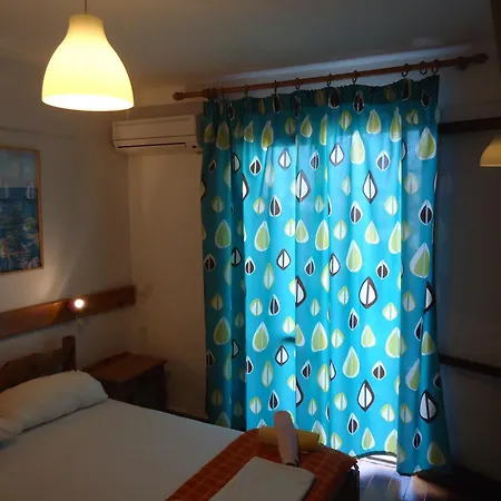 Pensionmargaritakotroniskiathos 2*