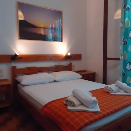 Pensionmargaritakotroniskiathos Skiathos Town