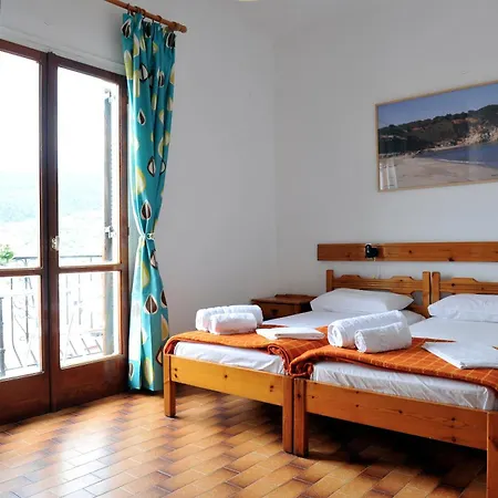 Pensionmargaritakotroniskiathos Skiathos Town