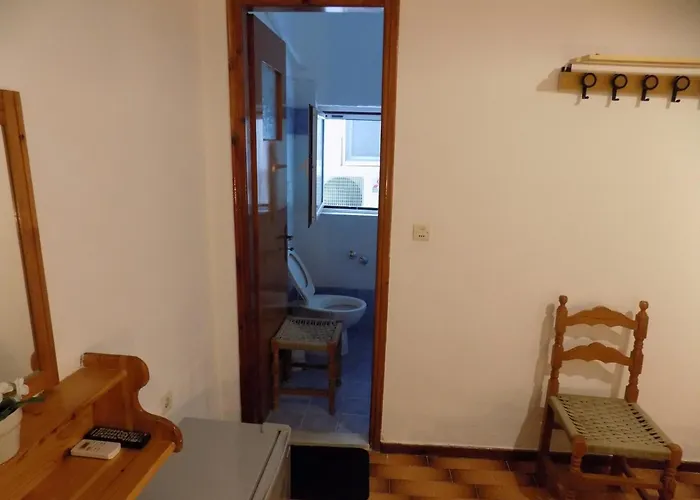 Bed and breakfast Pensionmargaritakotroniskiathos 2*