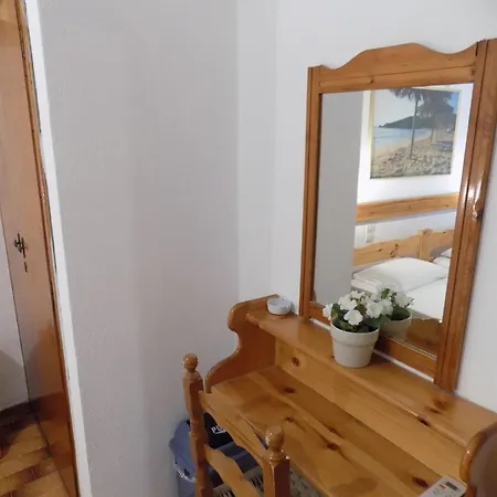 Pensionmargaritakotroniskiathos העיירה סקיאתוס