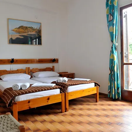 Pensionmargaritakotroniskiathos