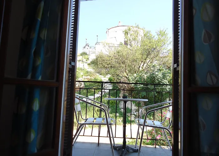 Pensionmargaritakotroniskiathos