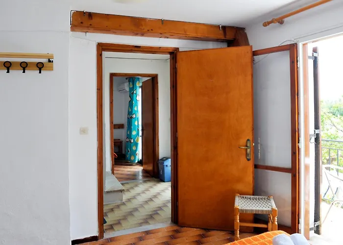 Oda ve Kahvaltı Pensionmargaritakotroniskiathos İskados