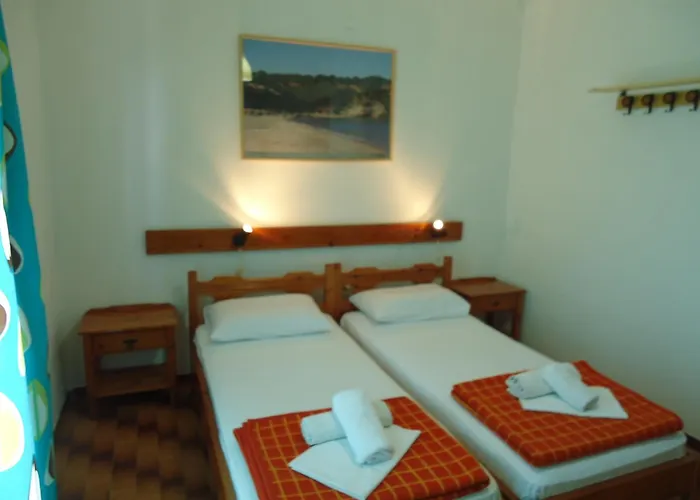 Pensionmargaritakotroniskiathos